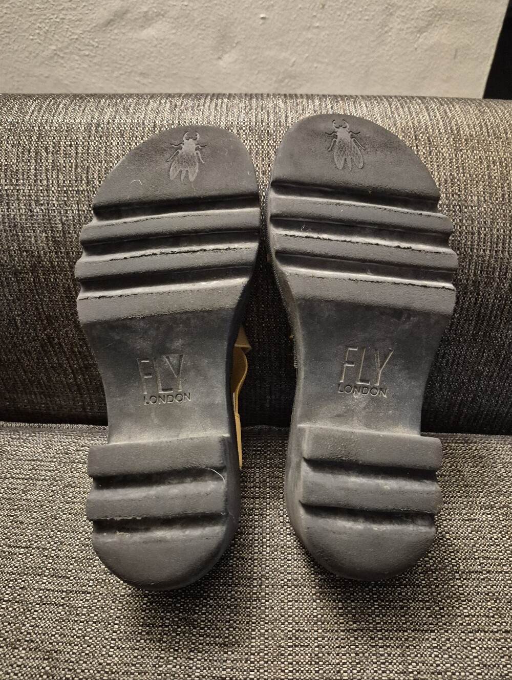 Fly London Taji Yellow Strap Platform Sandals Size 8-8.5 (39) - Picture 10 of 12
